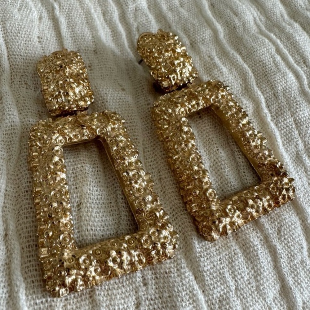Gold Statement Textured Earrings *Vintage Unsigned*